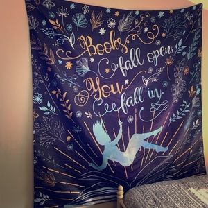 Owlcrate tapestry